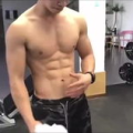 腹肌撕裂者有用吗,高效腹肌锻炼的利与弊